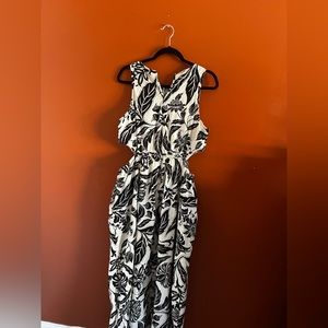 Who What Wear Black and White floral dress